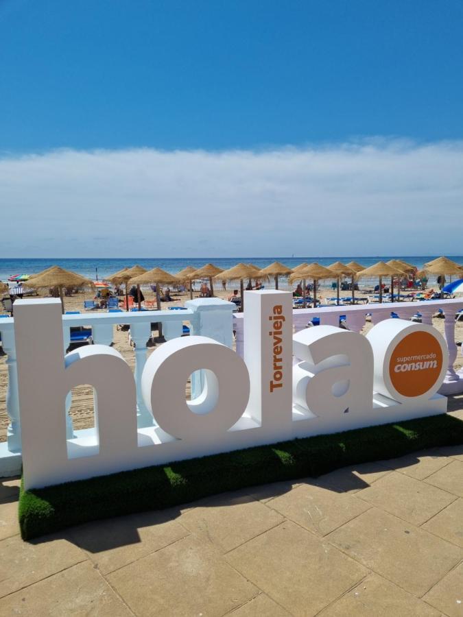 Appartamento Flamenco Penthouse Sea View & Swimming Pool Torrevieja Esterno foto