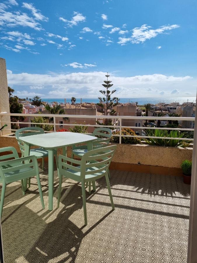 Appartamento Flamenco Penthouse Sea View & Swimming Pool Torrevieja Esterno foto